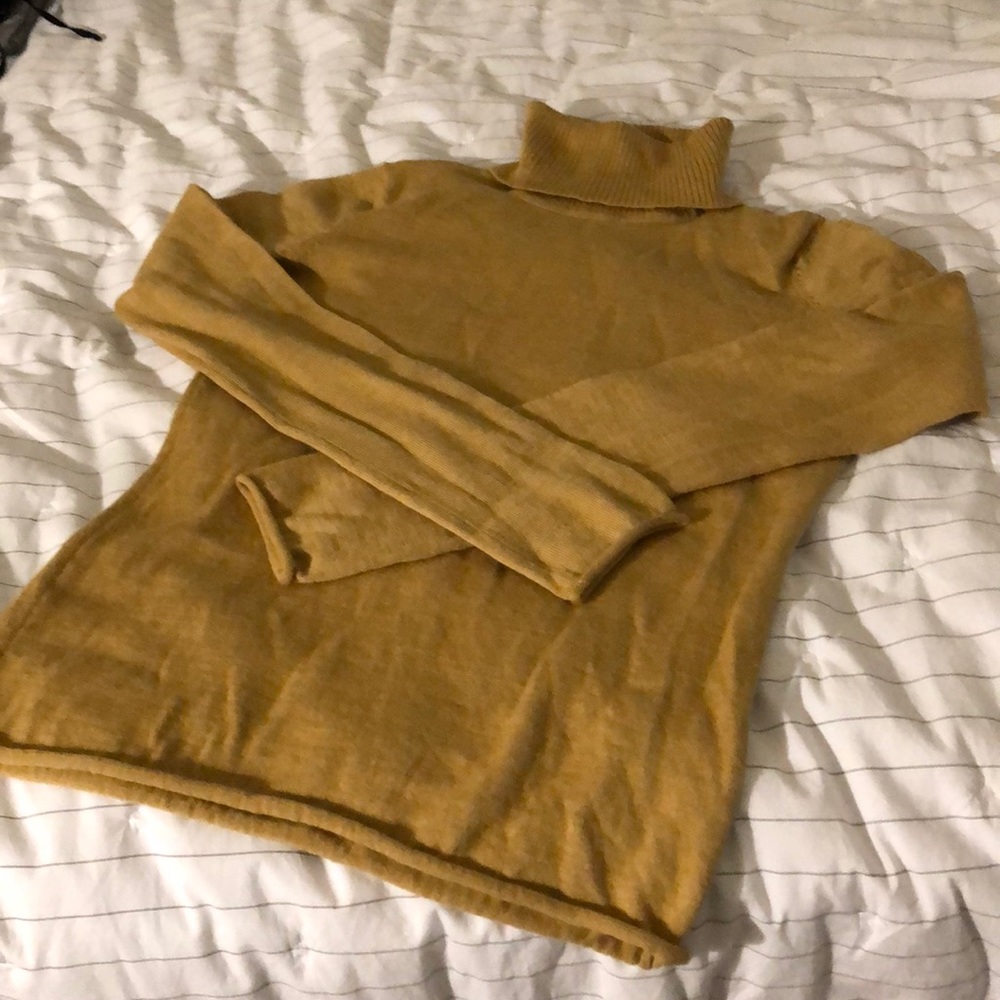 Mustard turtle neck sweater